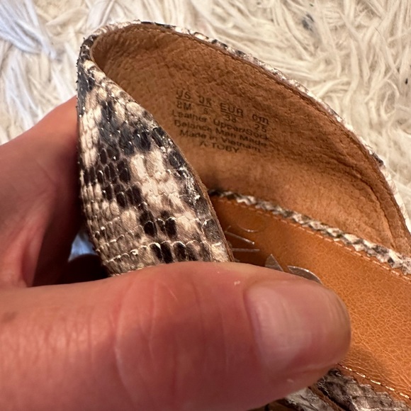 Sarto TOBY pointed toe flat in Roccia Snake Print leather, 8 (fits 8.5/9… - Picture 6 of 6